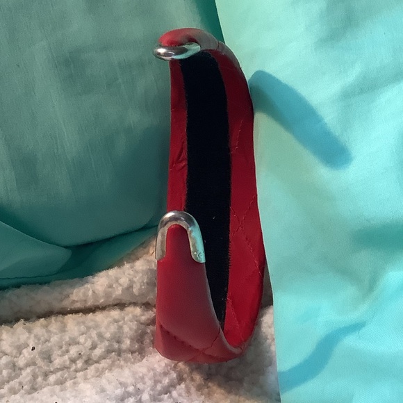 CHANEL Red Quilted Hair Accessory Rare Vintage - Picture 11 of 13